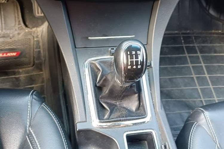 Used Geely Auto Emgrand 2017 Sedan Million Edition 1.5L Manual - Upward Version Gear Lever