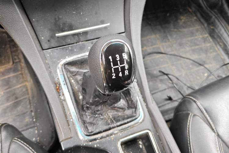 Used Geely Auto Emgrand 2017 Sedan Million Edition 1.5L Manual - Upward Version Gear Lever
