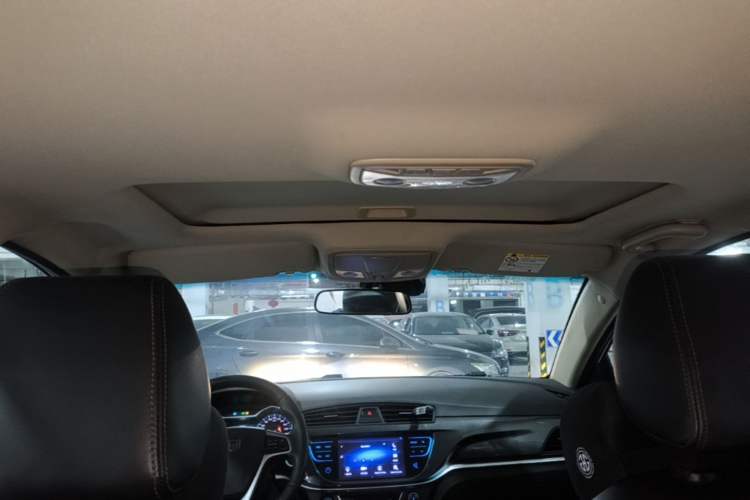 Used Geely Auto Emgrand 2017 Hatchback RS Million Edition 1.5L Manual Upward Version Headliner