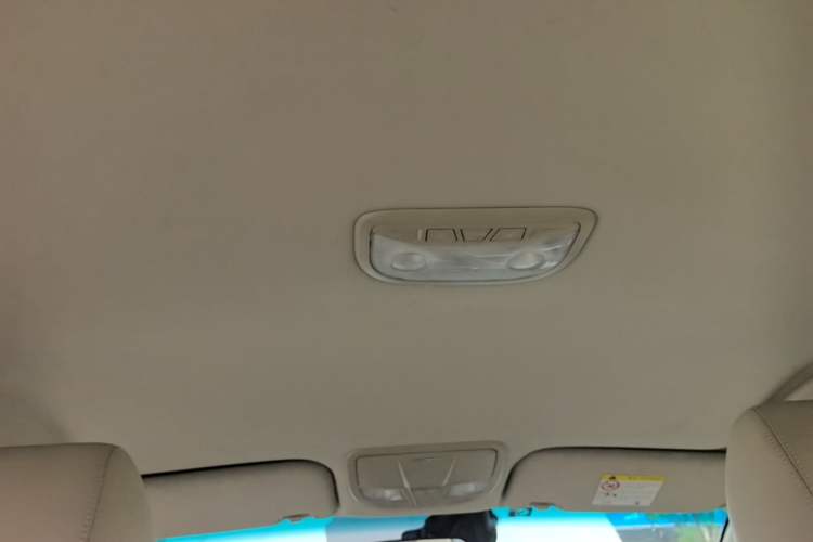 Used Geely Auto Emgrand 2017 Sedan Million Edition 1.5L CVT Luxury Model Headliner