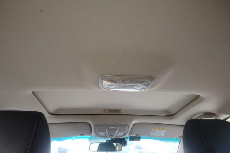 Used Geely Auto Emgrand 2017 Hatchback RS Million Edition 1.5L CVT Upward Version Headliner