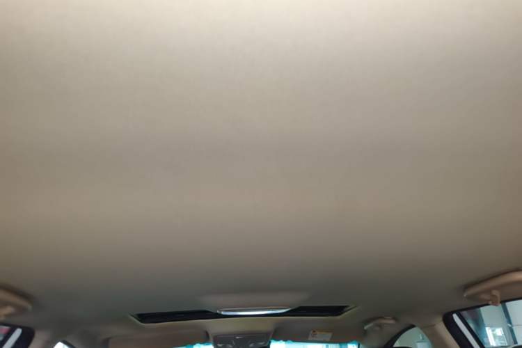 Used Geely Auto Emgrand 2017 Hatchback RS Million Edition 1.5L CVT Upward Version Headliner