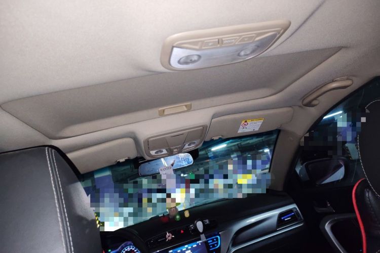Used Geely Auto Emgrand 2017 Sedan Million Edition 1.5L CVT Upward Connectivity Version Headliner