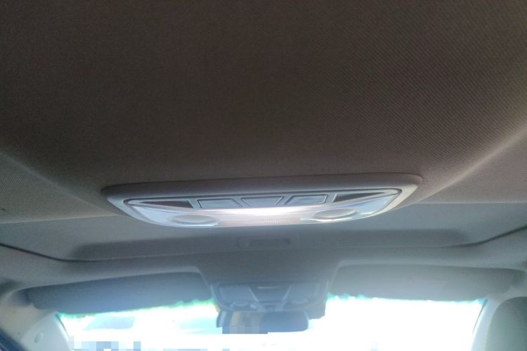 Used Geely Auto Emgrand 2017 Sedan Million Edition 1.5L Manual - Upward Version Headliner