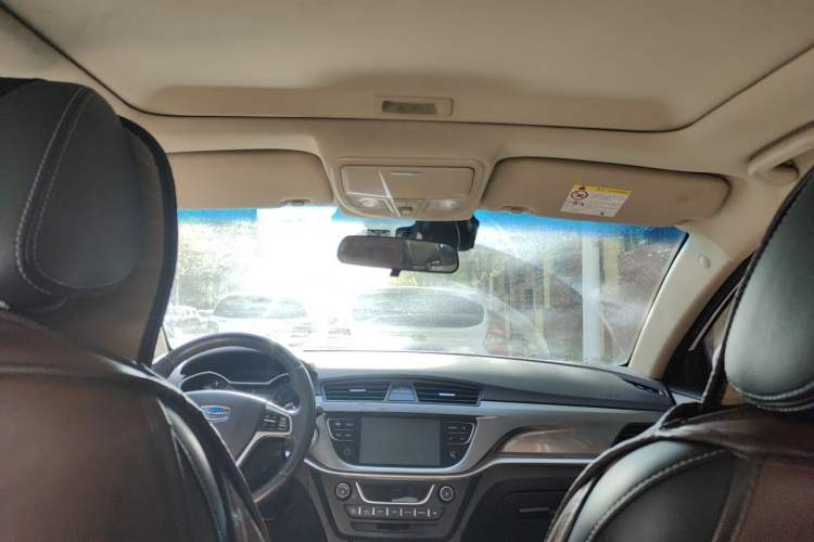 Used Geely Auto Emgrand 2017 Sedan Million Edition 1.5L Manual Upward Connect Version Headliner