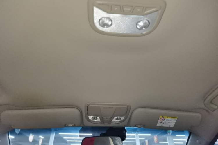 Used Geely Auto Emgrand 2017 Sedan Million Edition 1.5L CVT Luxury Model Headliner