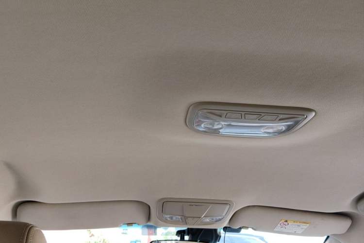 Used Geely Auto Emgrand 2017 Sedan Million Edition 1.5L CVT Luxury Model Headliner