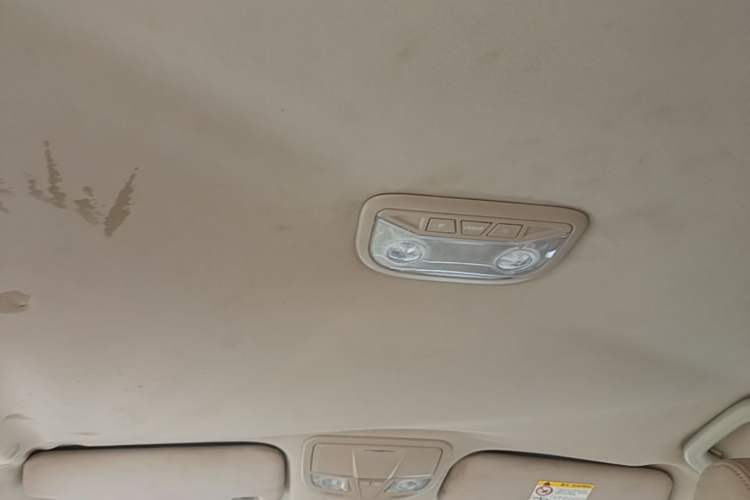 Used Geely Auto Emgrand 2017 Sedan Million Edition 1.5L CVT Luxury Model Headliner