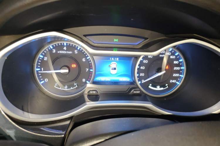 Used Geely Auto Emgrand 2017 Sedan Million Edition 1.5L Manual - Upward Version Instrument Cluster