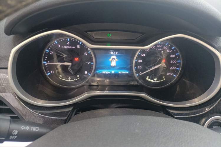 Used Geely Auto Emgrand 2017 Hatchback RS Million Edition 1.5L CVT Upward Version Instrument Cluster