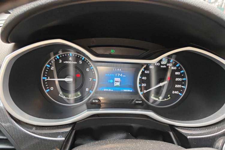 Used Geely Auto Emgrand 2017 Sedan Million Edition 1.5L Manual - Upward Version Instrument Cluster