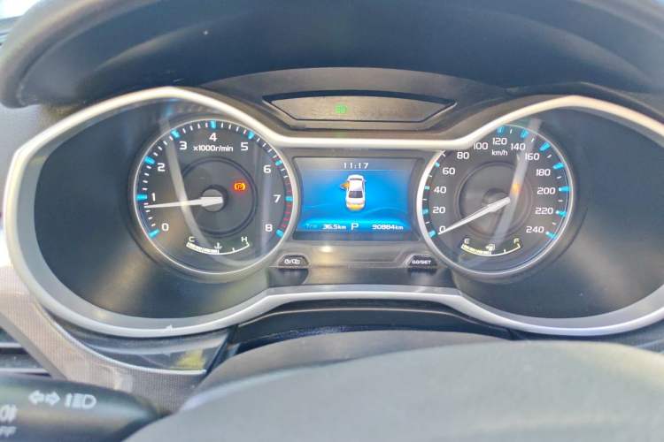 Used Geely Auto Emgrand 2017 Sedan Million Edition 1.5L CVT Upward Version Instrument Cluster