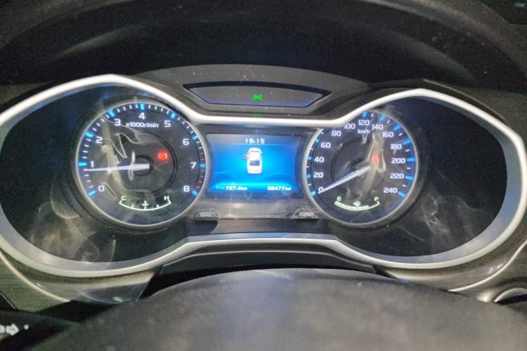Used Geely Auto Emgrand 2017 Sedan Million Edition 1.5L Manual Luxury Model Instrument Cluster