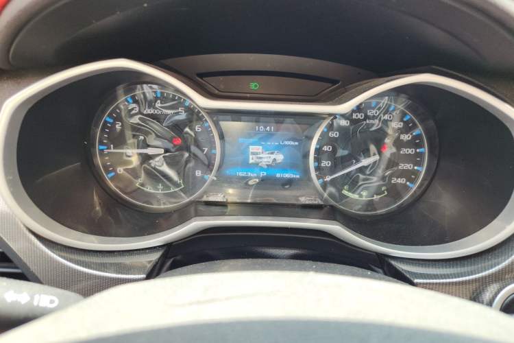 Used Geely Auto Emgrand 2017 Sedan Million Edition 1.5L CVT Upward Version Instrument Cluster