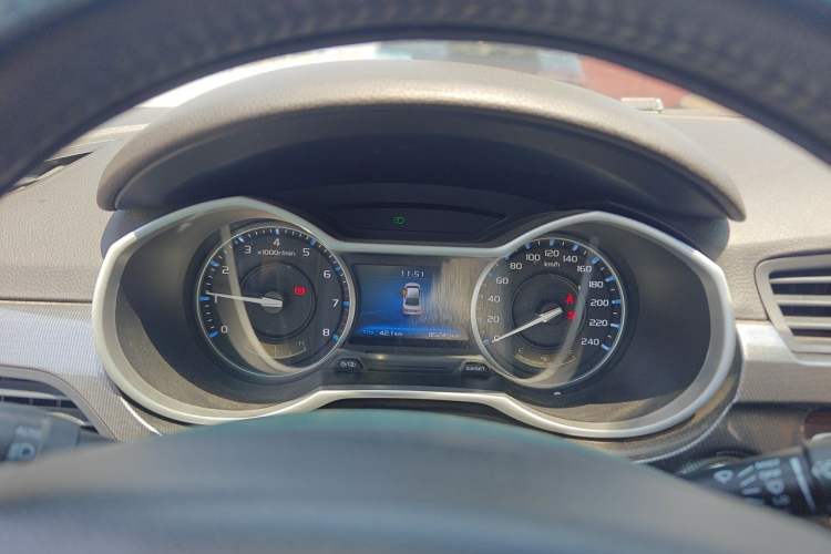 Used Geely Auto Emgrand 2017 Sedan Million Edition 1.5L Manual - Upward Version Instrument Cluster