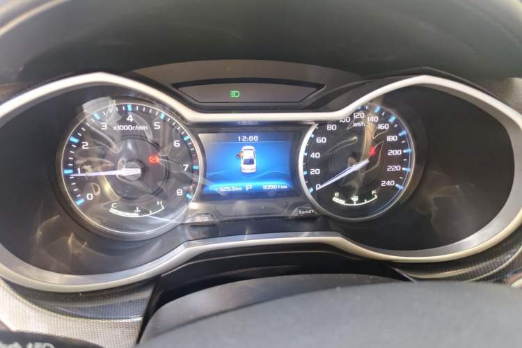 Used Geely Auto Emgrand 2017 Sedan Million Edition 1.5L CVT Upward Version Instrument Cluster