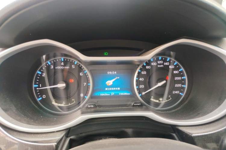 Used Geely Auto Emgrand 2017 Sedan Million Edition 1.5L CVT Upward Version Instrument Cluster