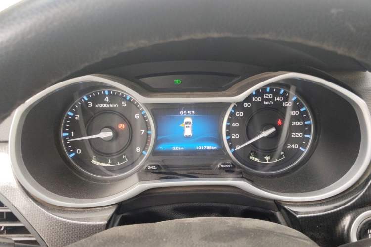 Used Geely Auto Emgrand 2017 Hatchback RS Million Edition 1.5L Manual Upward Version Instrument Cluster