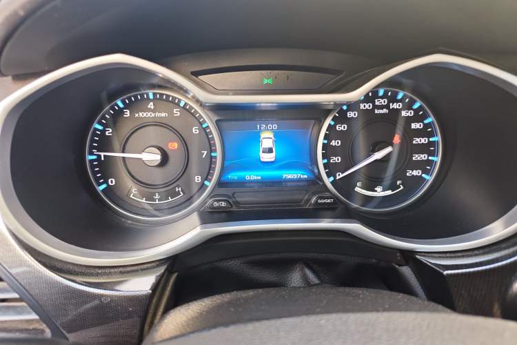 Used Geely Auto Emgrand 2017 Sedan Million Edition 1.3T Manual Top-Grade Version Instrument Cluster