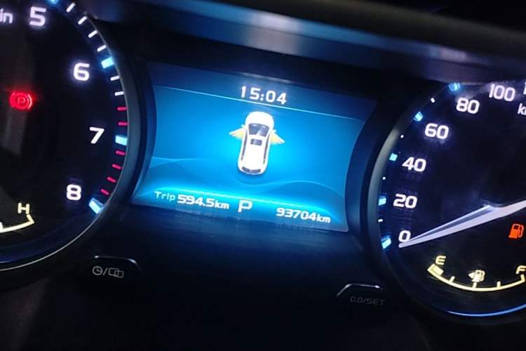 Used Geely Auto Emgrand 2017 Hatchback RS Million Edition 1.5L CVT Upward Version Instrument Cluster