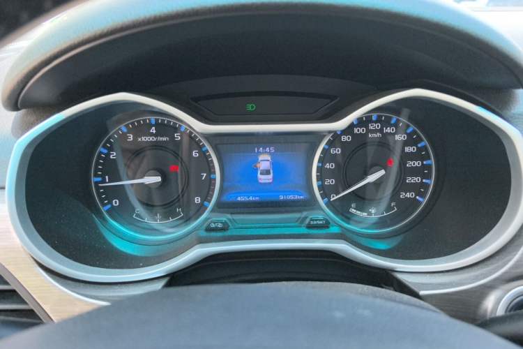 Used Geely Auto Emgrand 2017 Sedan Million Edition 1.5L Manual Luxury Model Instrument Cluster