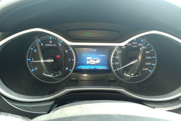 Used Geely Auto Emgrand 2017 Hatchback RS Million Edition 1.5L CVT Upward Version Instrument Cluster