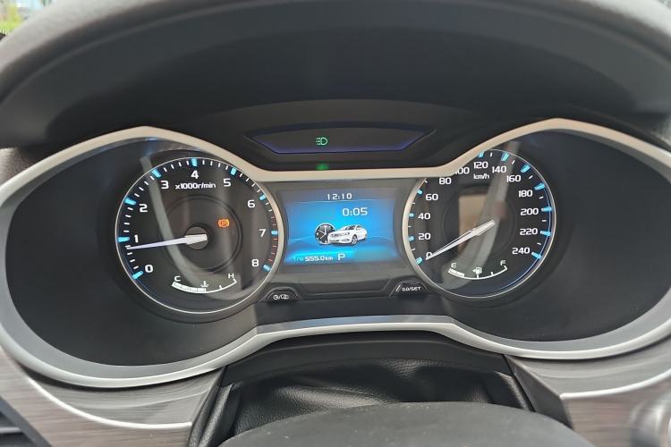 Used Geely Auto Emgrand 2017 Sedan Million Edition 1.5L CVT Luxury Model Instrument Cluster