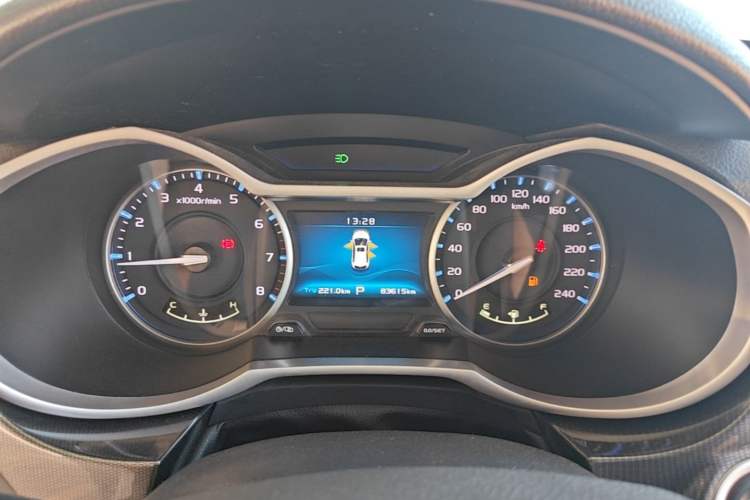 Used Geely Auto Emgrand 2017 Hatchback RS Million Edition 1.5L CVT Upward Version Instrument Cluster