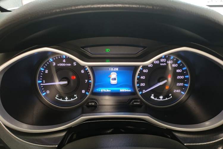 Used Geely Auto Emgrand 2017 Sedan Million Edition 1.5L Manual - Upward Version Instrument Cluster