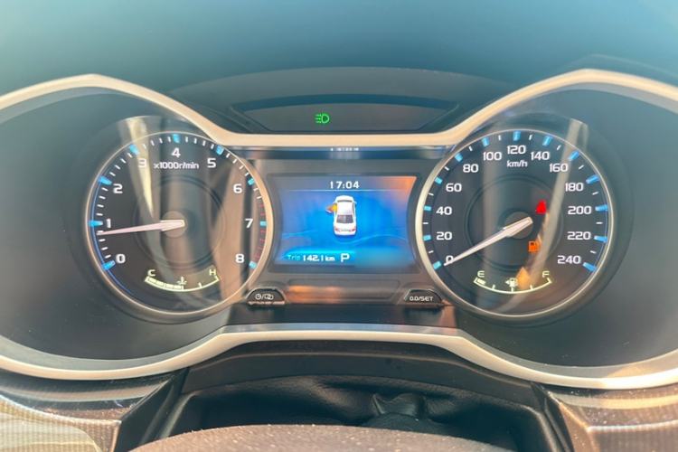 Used Geely Auto Emgrand 2017 Sedan Million Edition 1.3T CVT Prestige Model Instrument Cluster