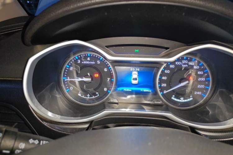 Used Geely Auto Emgrand 2017 Sedan Million Edition 1.5L Manual - Upward Version Instrument Cluster