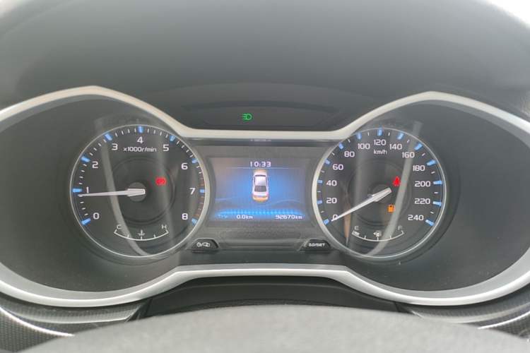 Used Geely Auto Emgrand 2017 Sedan Million Edition 1.5L Manual - Upward Version Instrument Cluster