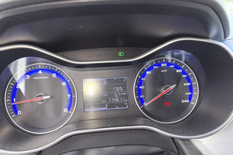 Used Geely Auto Emgrand 2017 Sedan Million Edition 1.5L Manual Upward Connect Version Instrument Cluster
