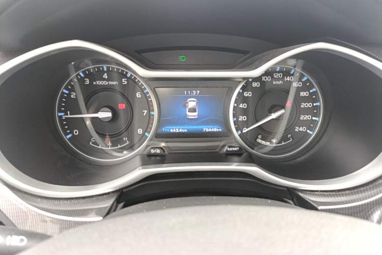 Used Geely Auto Emgrand 2017 Sedan Million Edition 1.5L Manual - Upward Version Instrument Cluster