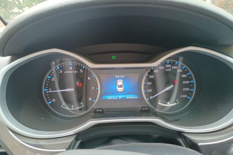 Used Geely Auto Emgrand 2017 Sedan Million Edition 1.5L CVT Upward Connectivity Version Instrument Cluster