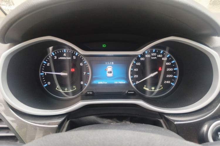 Used Geely Auto Emgrand 2017 Sedan Million Edition 1.5L Manual - Upward Version Instrument Cluster