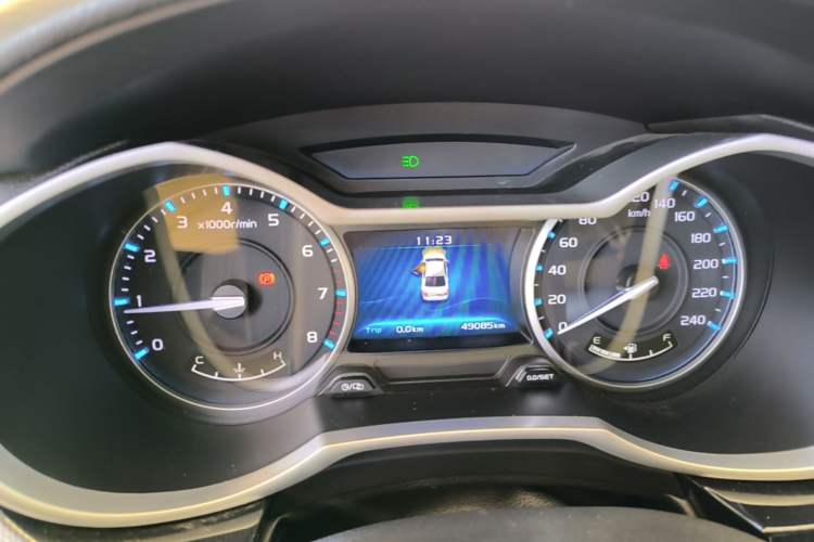 Used Geely Auto Emgrand 2017 Sedan Million Edition 1.5L Manual - Upward Version Instrument Cluster