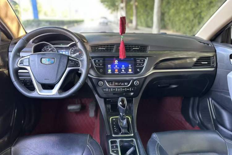 Used Geely Auto Emgrand 2017 Sedan Million Edition 1.5L CVT Upward Version Interior 1