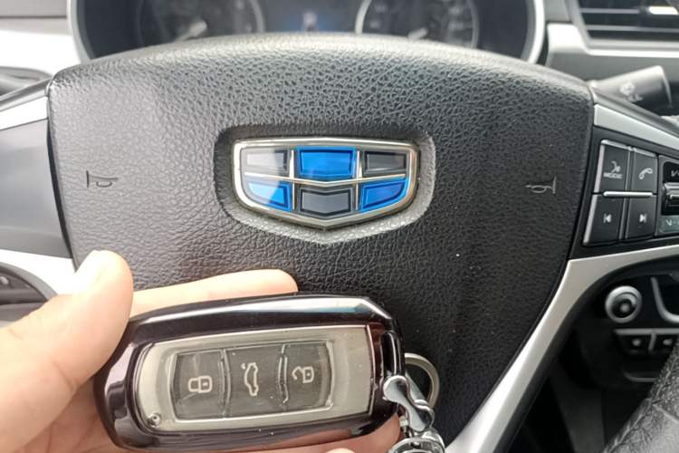 Used Geely Auto Emgrand 2017 Sedan Million Edition 1.5L Manual - Upward Version Interior 1
