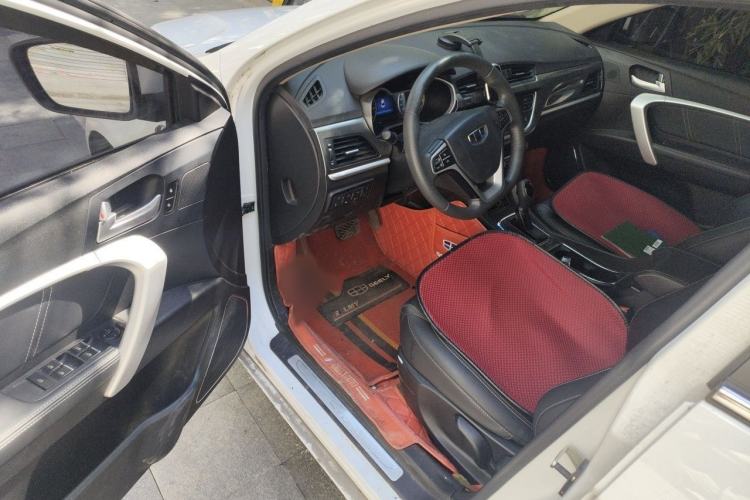 Used Geely Auto Emgrand 2017 Sedan Million Edition 1.5L CVT Upward Version Interior 3