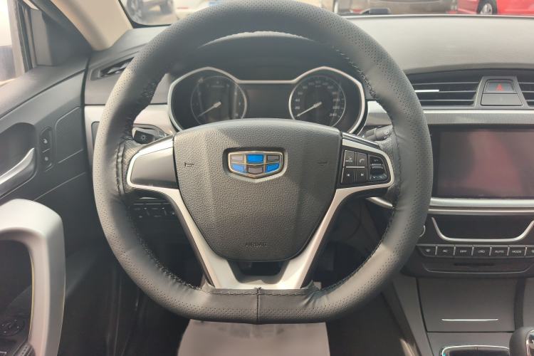 Used Geely Auto Emgrand 2017 Sedan Million Edition 1.5L Manual - Upward Version Interior 4