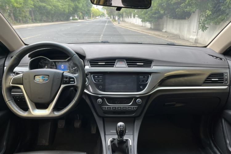Used Geely Auto Emgrand 2017 Sedan Million Edition 1.5L Manual - Upward Version Interior 5