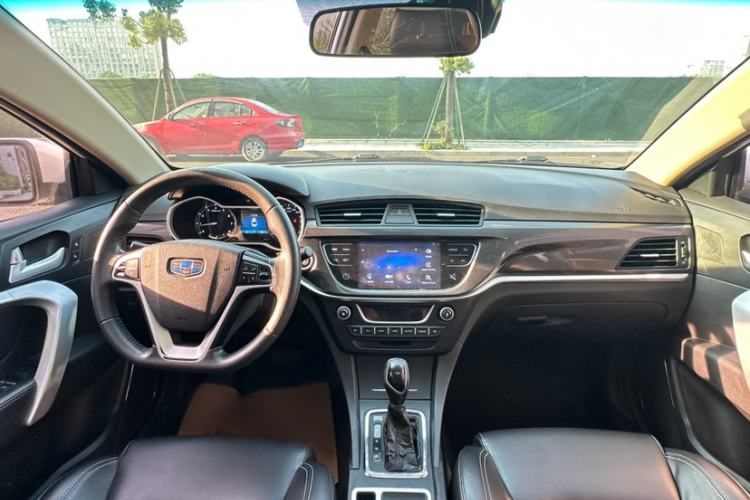 Used Geely Auto Emgrand 2017 Sedan Million Edition 1.3T CVT Prestige Model Interior 7