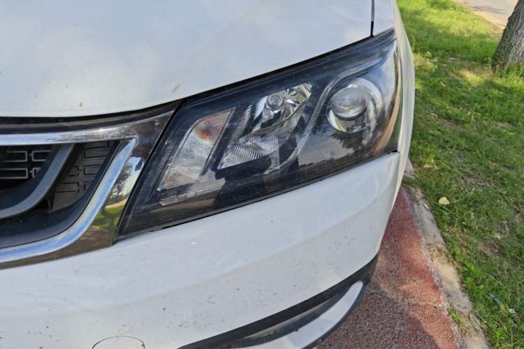 Used Geely Auto Emgrand 2017 Hatchback RS Million Edition 1.5L CVT Upward Version Left Front Headlight
