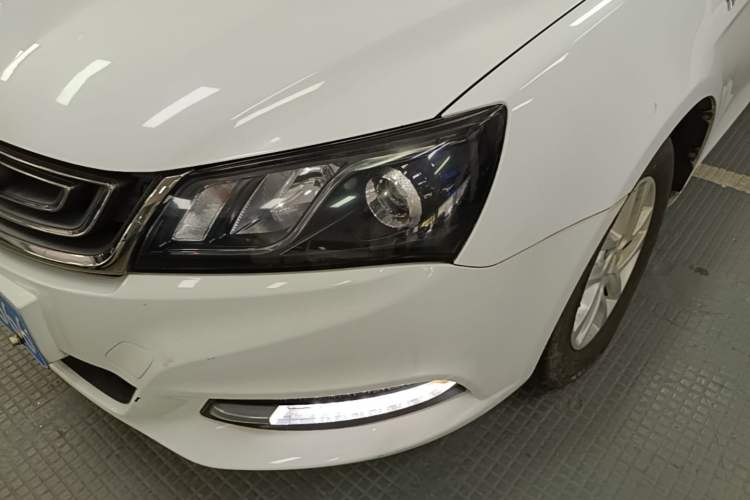 Used Geely Auto Emgrand 2017 Sedan Million Edition 1.5L Manual Luxury Model Left Front Headlight