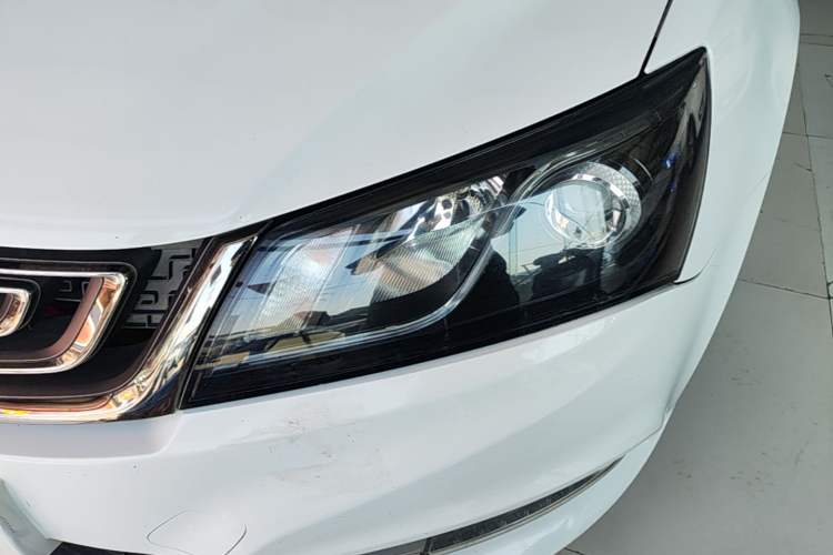Used Geely Auto Emgrand 2017 Sedan Million Edition 1.5L Manual - Upward Version Left Front Headlight