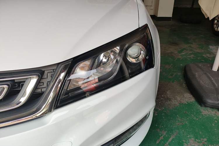 Used Geely Auto Emgrand 2017 Sedan Million Edition 1.5L Manual - Upward Version Left Front Headlight
