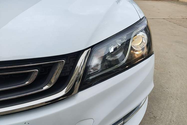 Used Geely Auto Emgrand 2017 Sedan Million Edition 1.5L Manual - Upward Version Left Front Headlight