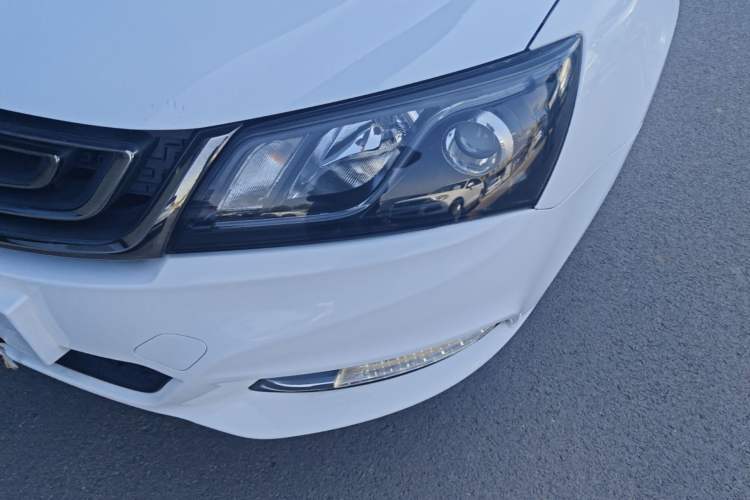 Used Geely Auto Emgrand 2017 Sedan Million Edition 1.5L Manual - Upward Version Left Front Headlight
