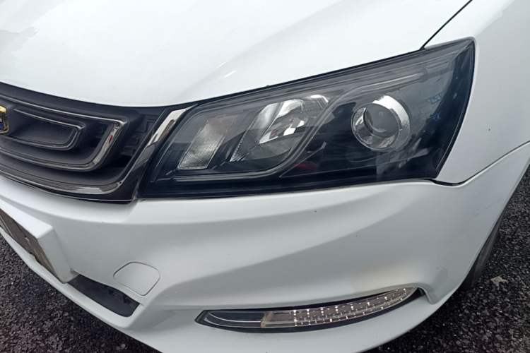 Used Geely Auto Emgrand 2017 Sedan Million Edition 1.5L Manual - Upward Version Left Front Headlight